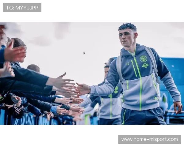 拜仁哈兰德对抗训练压制力升级：筑梦之路上的新突破