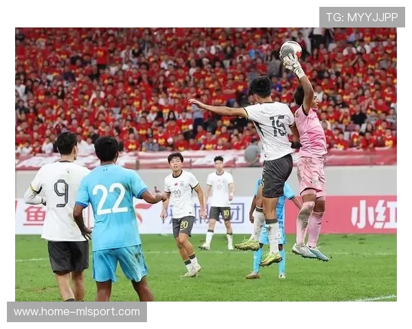 球队在比赛中采取稳守反击取得理想结果，球队处于优势怎样安排战术