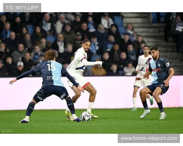 巴黎圣日耳曼冲击法甲冠军，摩纳哥争冠压力加剧，巴黎圣日耳曼的比赛