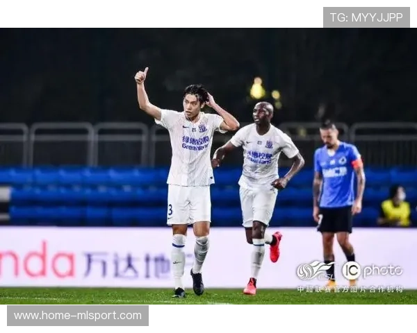 毕津浩加盟山东泰山提升禁区防空能力